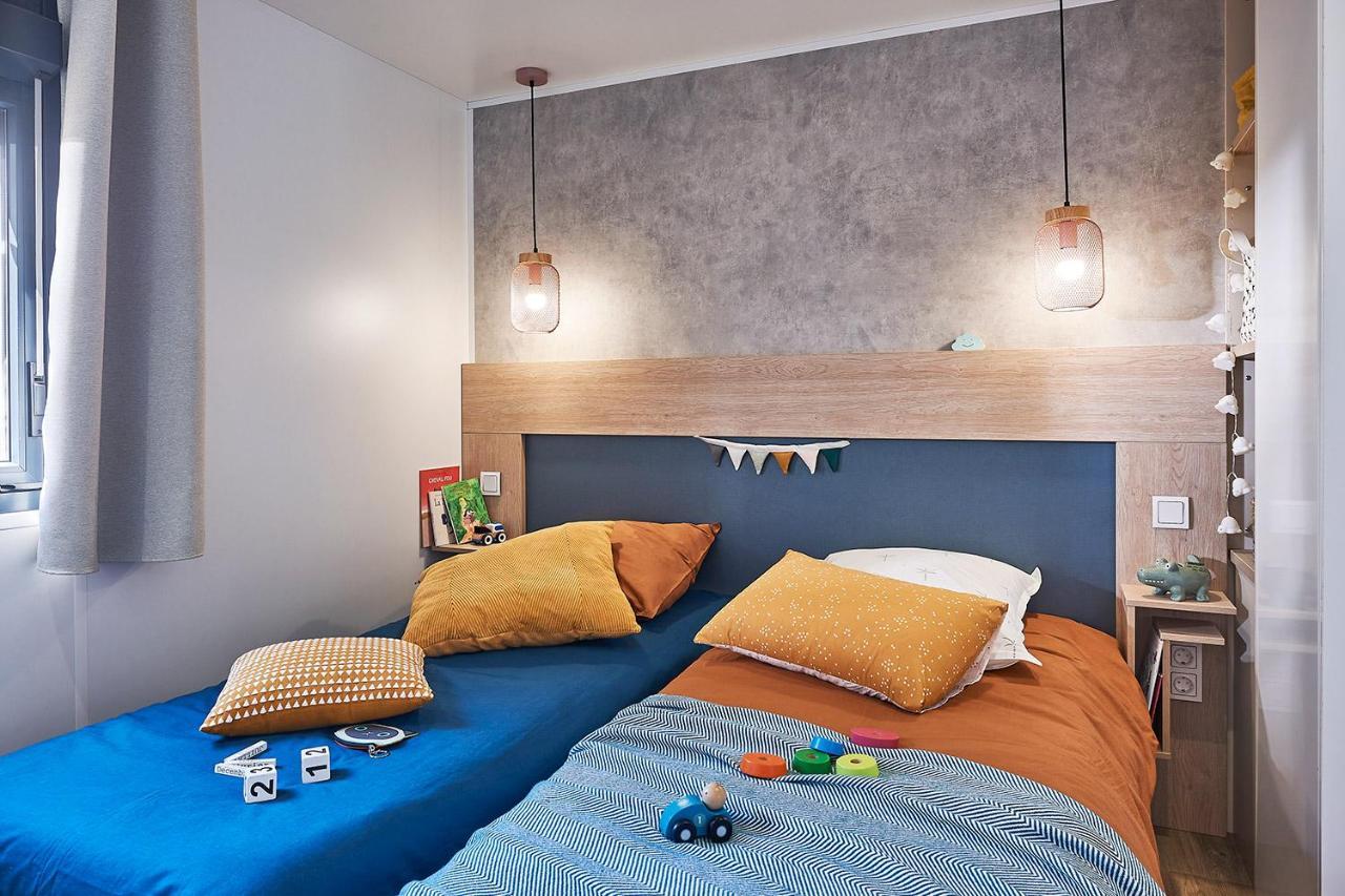 Camping Country Park Crecy La Chapelle - Site Officiel - Next To Disneyland Paris Buitenkant foto